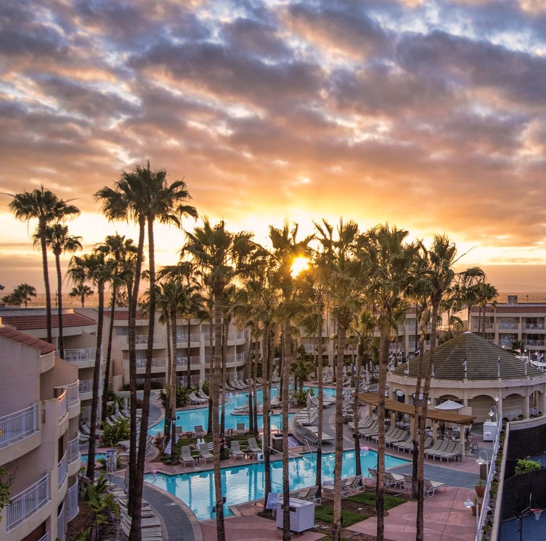Loews-Sunrise-06-05-2015-e1559956249902 loews hotel